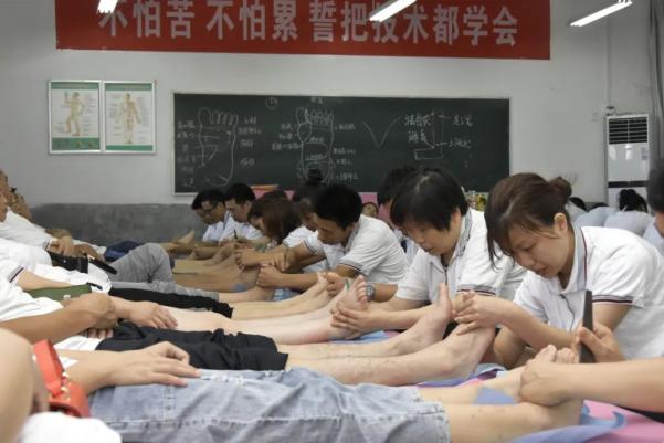 浼犵粺淇剼搴楃殑閫嗚涔嬭矾,鑰佸瓧鍙蜂慨鑴氬簵