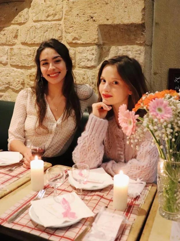 2018年最时髦的毛衣款式,2019年流行穿什么款式的毛衣