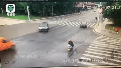 重庆客货车相撞致路人1死5伤,重庆客货车相撞已致5人死亡