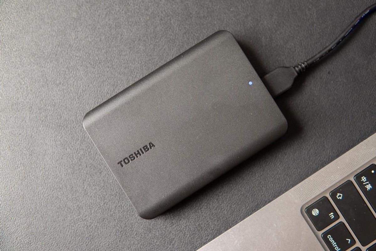 东芝移动硬盘新小黑a52TB评测,东芝新小黑移动硬盘