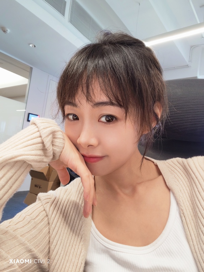 小米civi2跑分与哪个手机相近,小米civi2目前值得入手吗