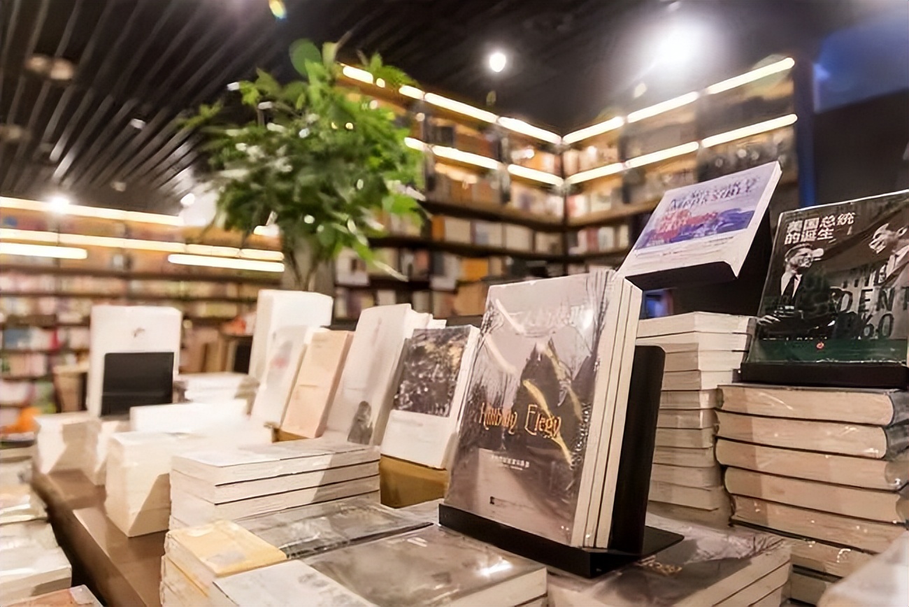 新华书店靠什么赚钱,加盟新华书店有钱赚吗