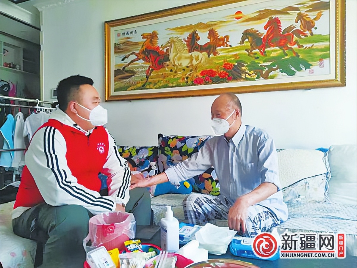 敬老成风尚助老暖人心——乌鲁木齐市深入开展尊老、敬老、爱老、助老活动，弘扬中华民族孝亲敬老传统美德