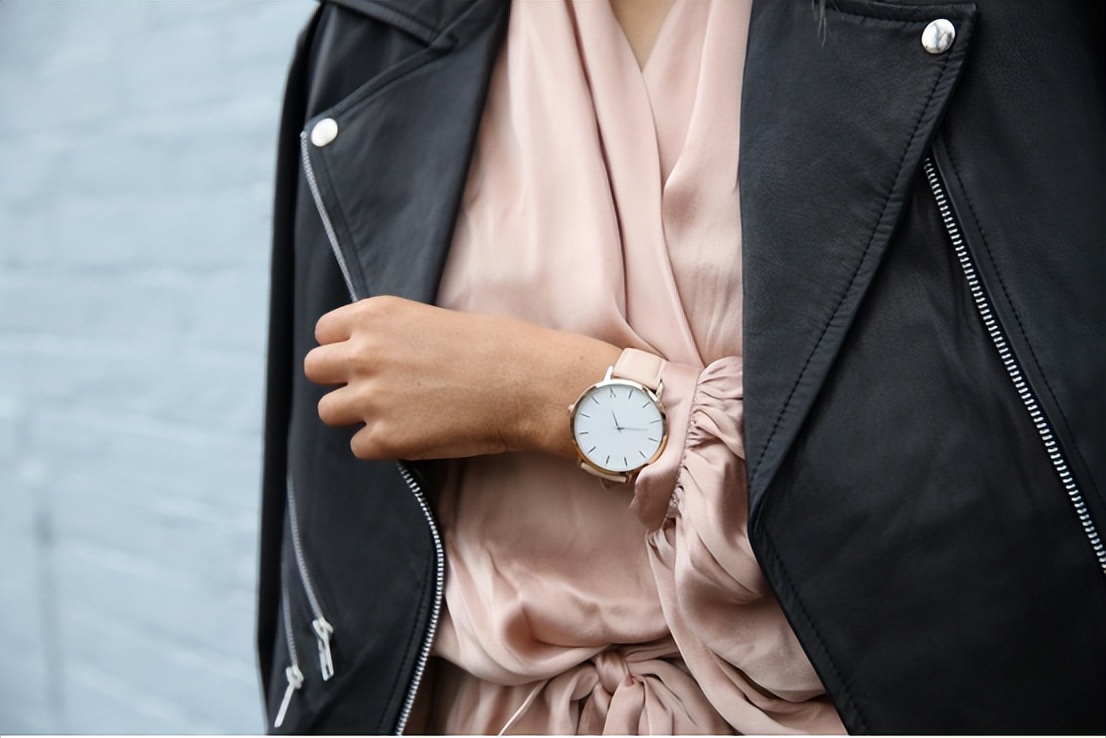 如何挑选一款适合自己的机械表,入门级女生机械表推荐