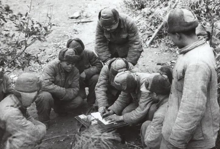 55年，毛主席夸50军在朝鲜打得不错，军长：主席，我想要提个请求