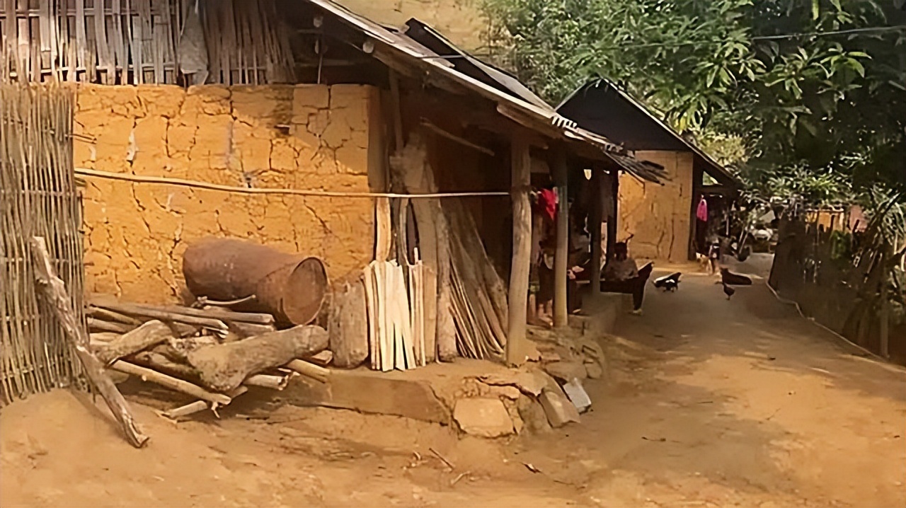 22岁越南姑娘嫁广西48岁大叔,18岁越南姑娘嫁72岁老公