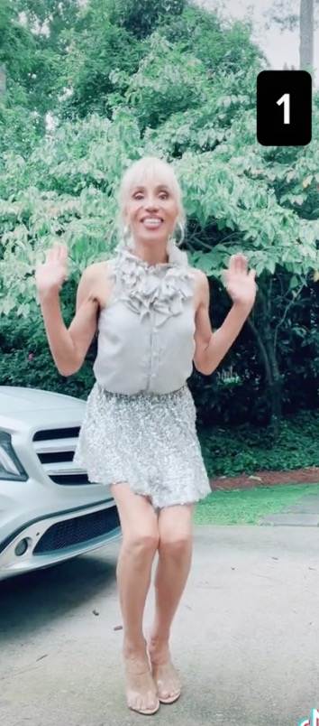 外国72岁奶奶性感热舞，引来无数网友喷，而她的回应，太霸气啦