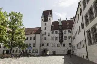 拜仁慕尼黑23-24啤酒节,慕尼黑啤酒节和青岛啤酒节对比