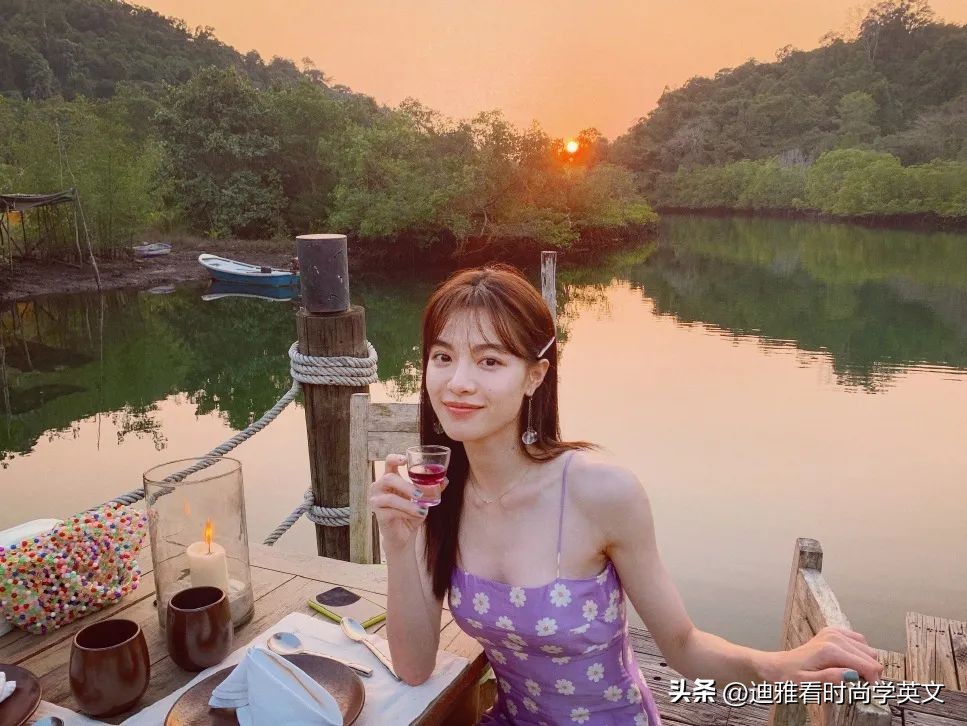 夏日氛围感女生照片,夏日女孩氛围感