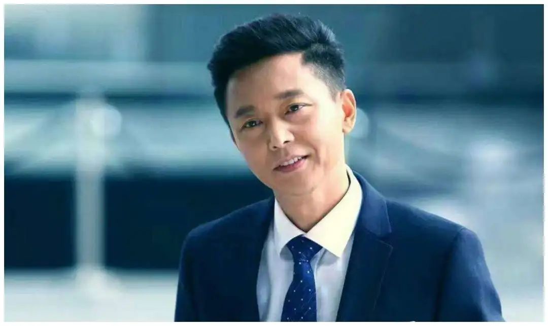 《开端》里的金牌配角，45岁才爆红，因为得罪前辈？