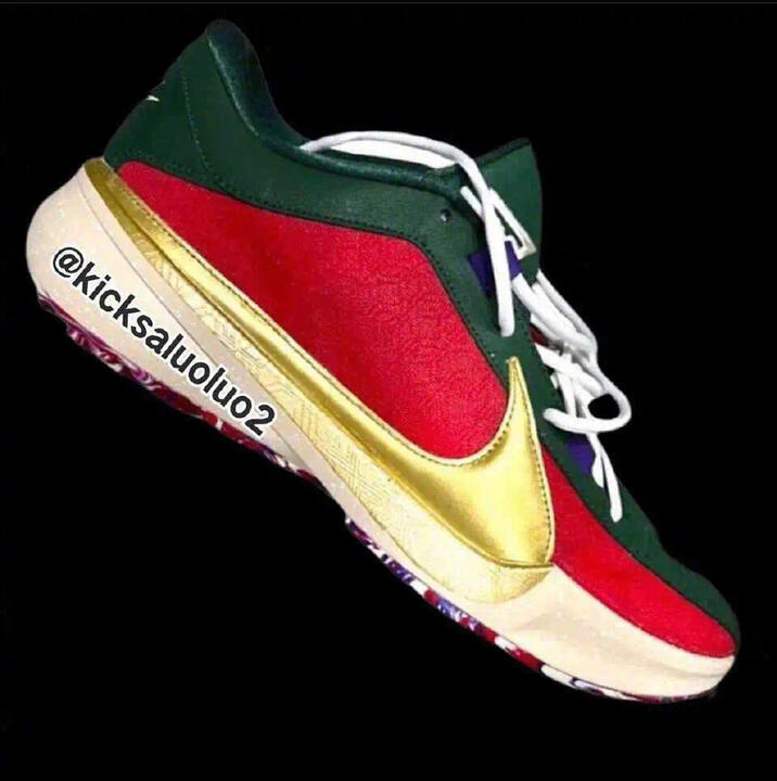 字母哥最新的球鞋四代,字母哥2023签名鞋