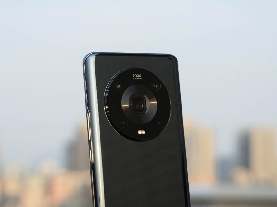 两款性能强劲的低价机型配置解读,这款1999元的新机配置谁受得了