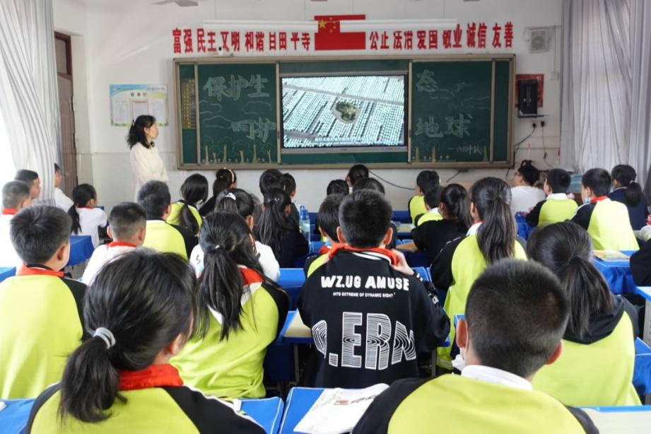 无锡三岁女童肛裂原因,无锡市三岁女童被性侵案件