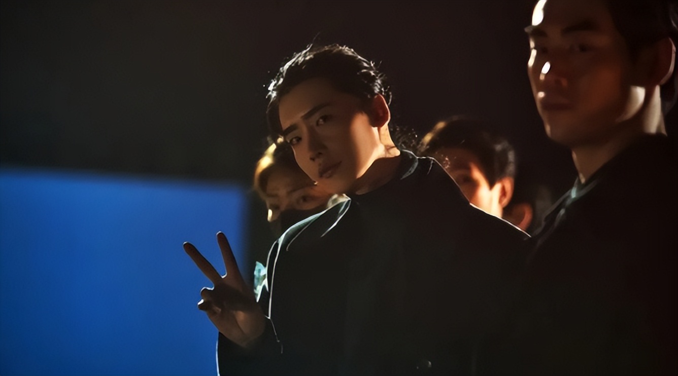 李钟硕林允儿新剧黑话律师,林允儿李钟硕黑化律师花絮