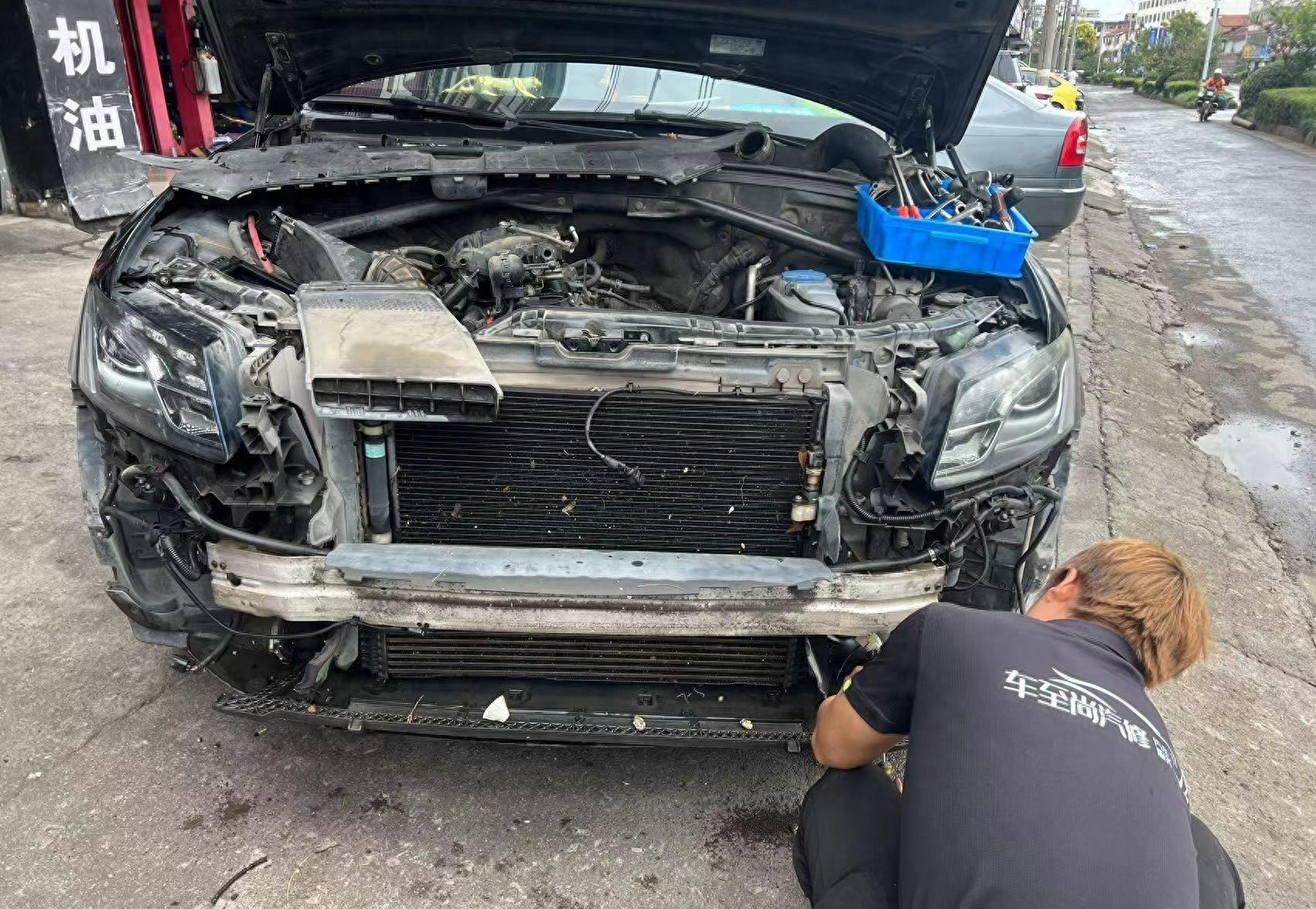 奥迪q5爆水管原因,奥迪q5落水