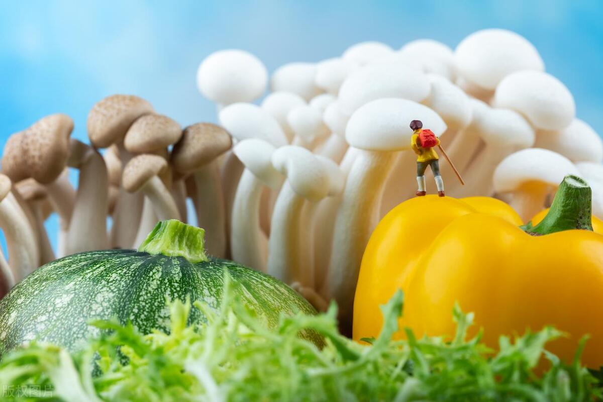 暗恋同班女生怎么办,对同性好朋友心动了怎么办