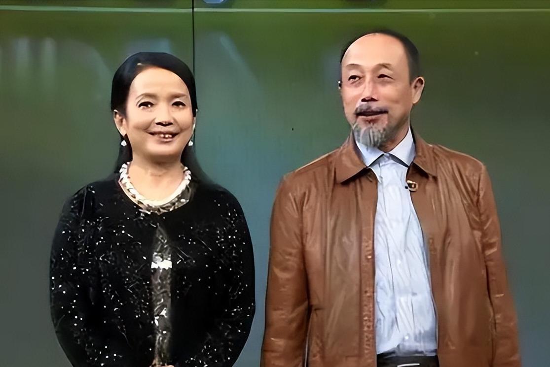 8位晚年移居国外的老牌明星,年轻出国享受晚年回国养老的明星