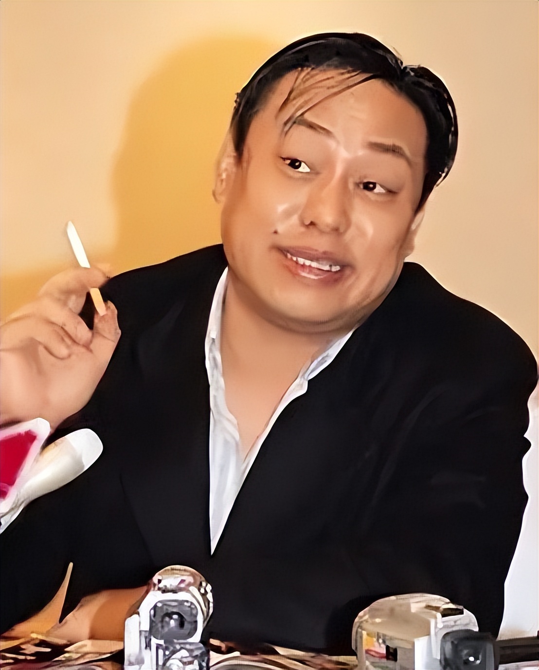 地产神童罗兆辉简历,香港地产神童罗兆辉情史