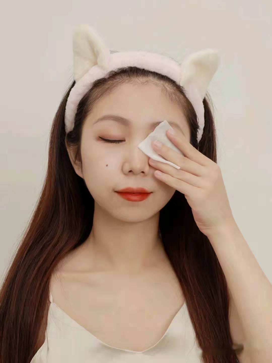 皮肤护肤小技巧分享,坚持这几个护肤技巧让你重返18岁