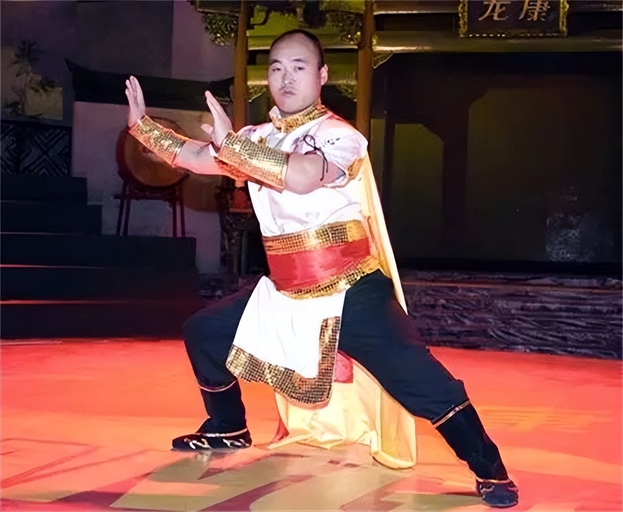 马云保镖徒手能打几个人,马云最能打的保镖