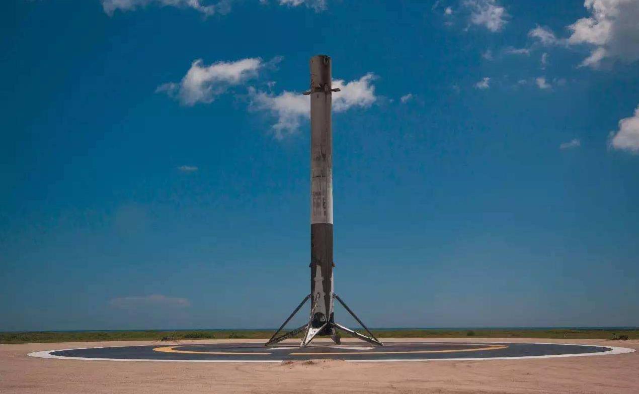 猎鹰9号火箭释放星链卫星,spacex猎鹰9号火箭发射与回收