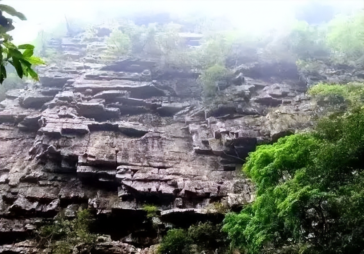 广西旅游攻略天洞,广西旅游攻略大明山