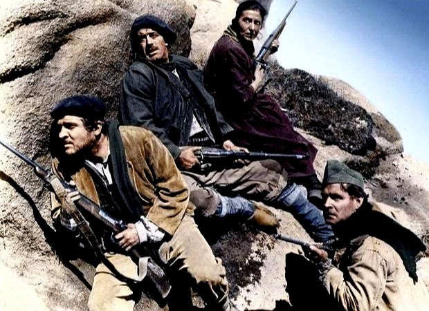 丧钟为谁而鸣用英语怎么说,丧钟为谁而鸣原文英文版