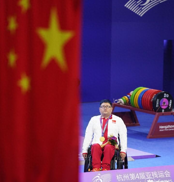 鏋侀檺杩愬姩鍦颁笅鎺㈤櫓,鏋侀檺杩愬姩鎵竼璧疯埅