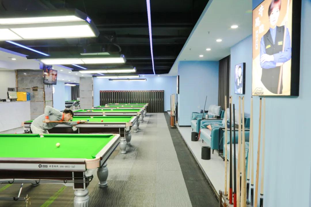 新人限免，壕派充送！玩“追分”，就来这家追分璟点台球俱乐部