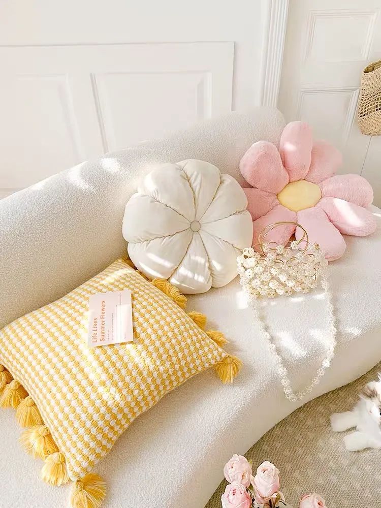 救命，我真的太喜欢我家的春日感客厅了，简直就是现实版浪漫满屋