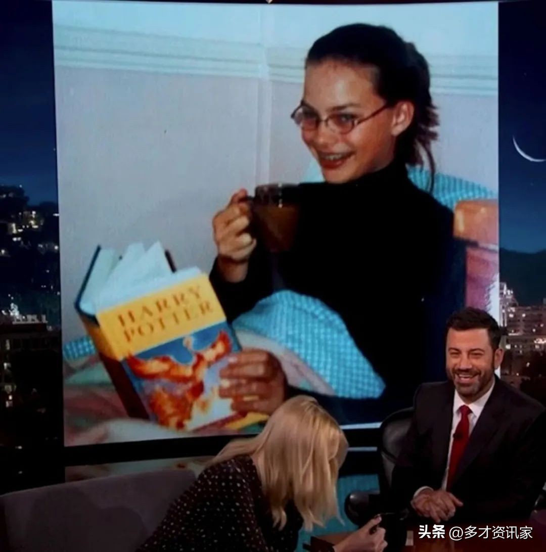 芭比被打一巴掌,芭比娃娃被扇耳光