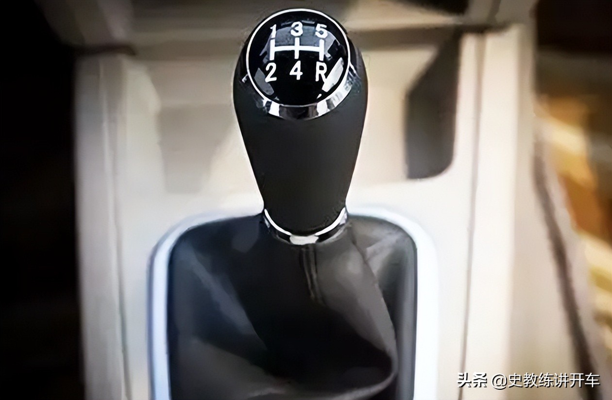 科三增减档迈数表怎样匹配,科三增减档为什么扣100