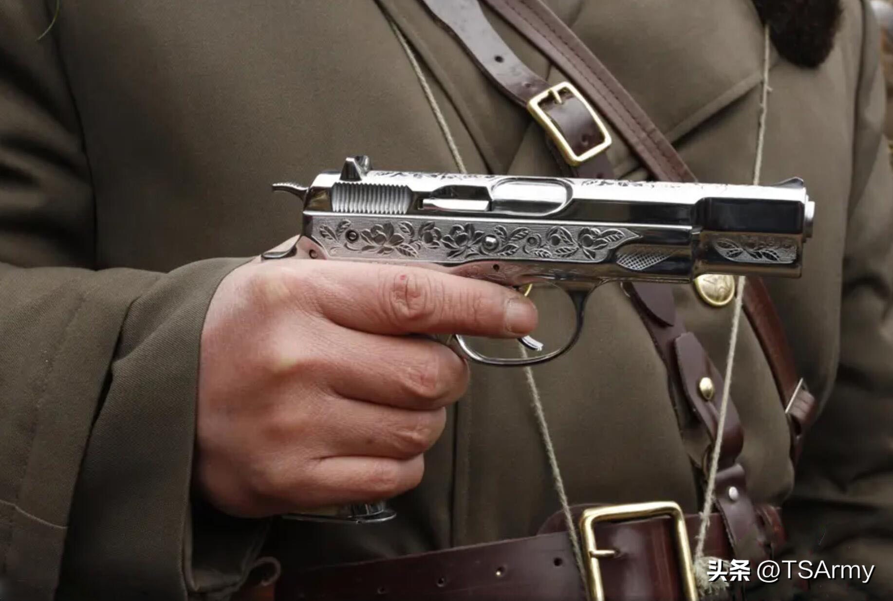 世界上目前军队制式最好的手枪,各个国家不同军队的手枪