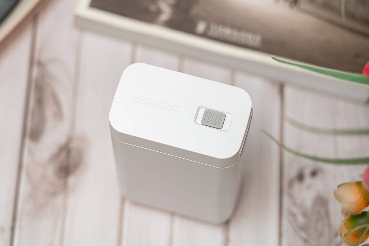 精臣标签打印机d11使用方法,精臣智能标签打印机d101如何装纸