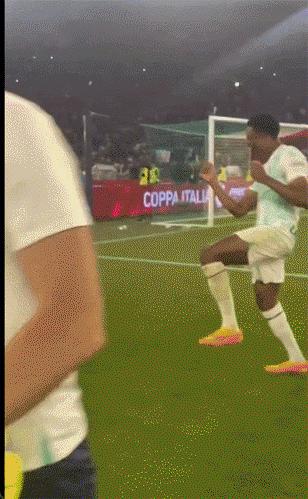 杯赛大师为国米打上鲜明烙印孔蒂留下的痛苦记忆彻底作古