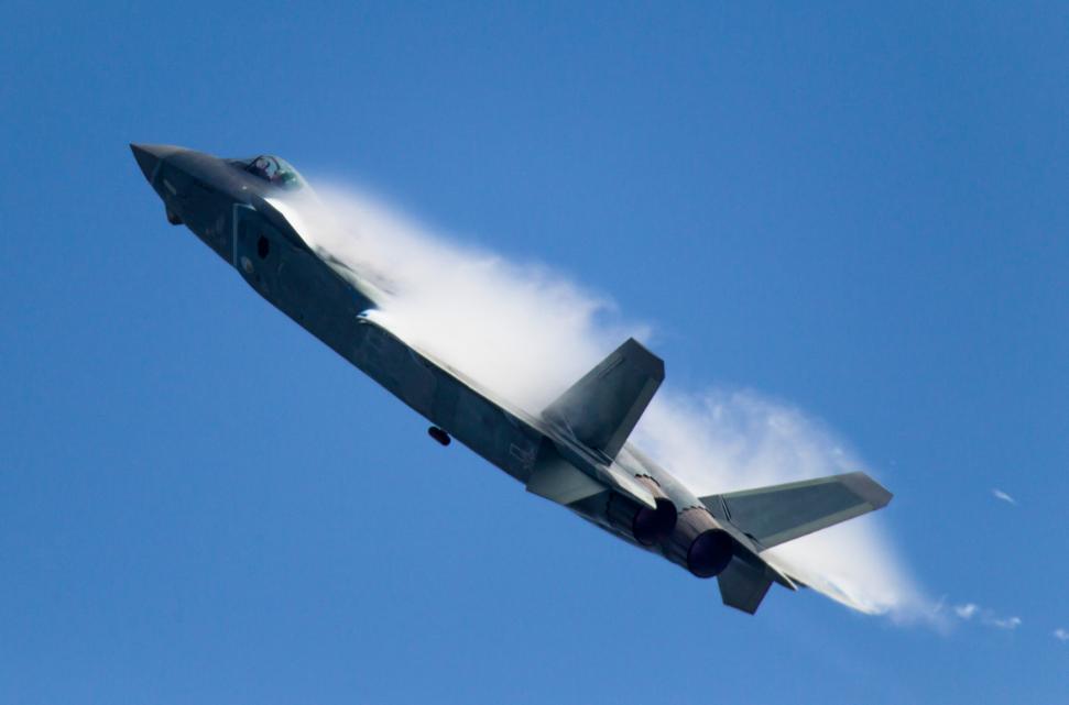 f35发动机推力是歼20的几倍,全球最快的战斗机歼20