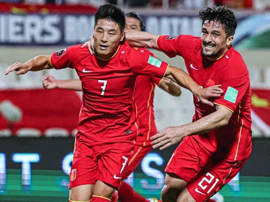 李铁用自己的方式拯救中国足球,李铁评中国足球