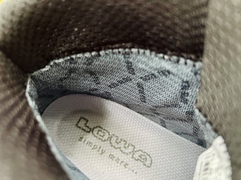 lowa登山鞋换底对比图片,lowa登山鞋正品鞋盒