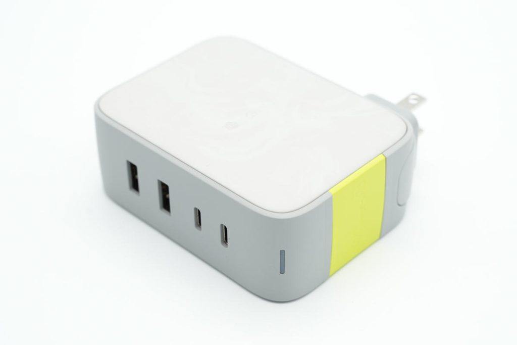 哈曼卡顿infinitylab65w,哈曼卡顿琥珀便携版充电器