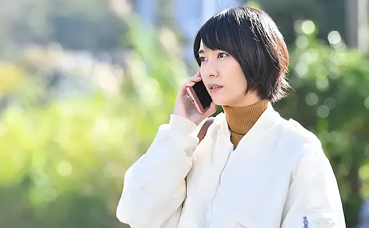 情侣一个月生活费1500女生变化,一个月750生活费