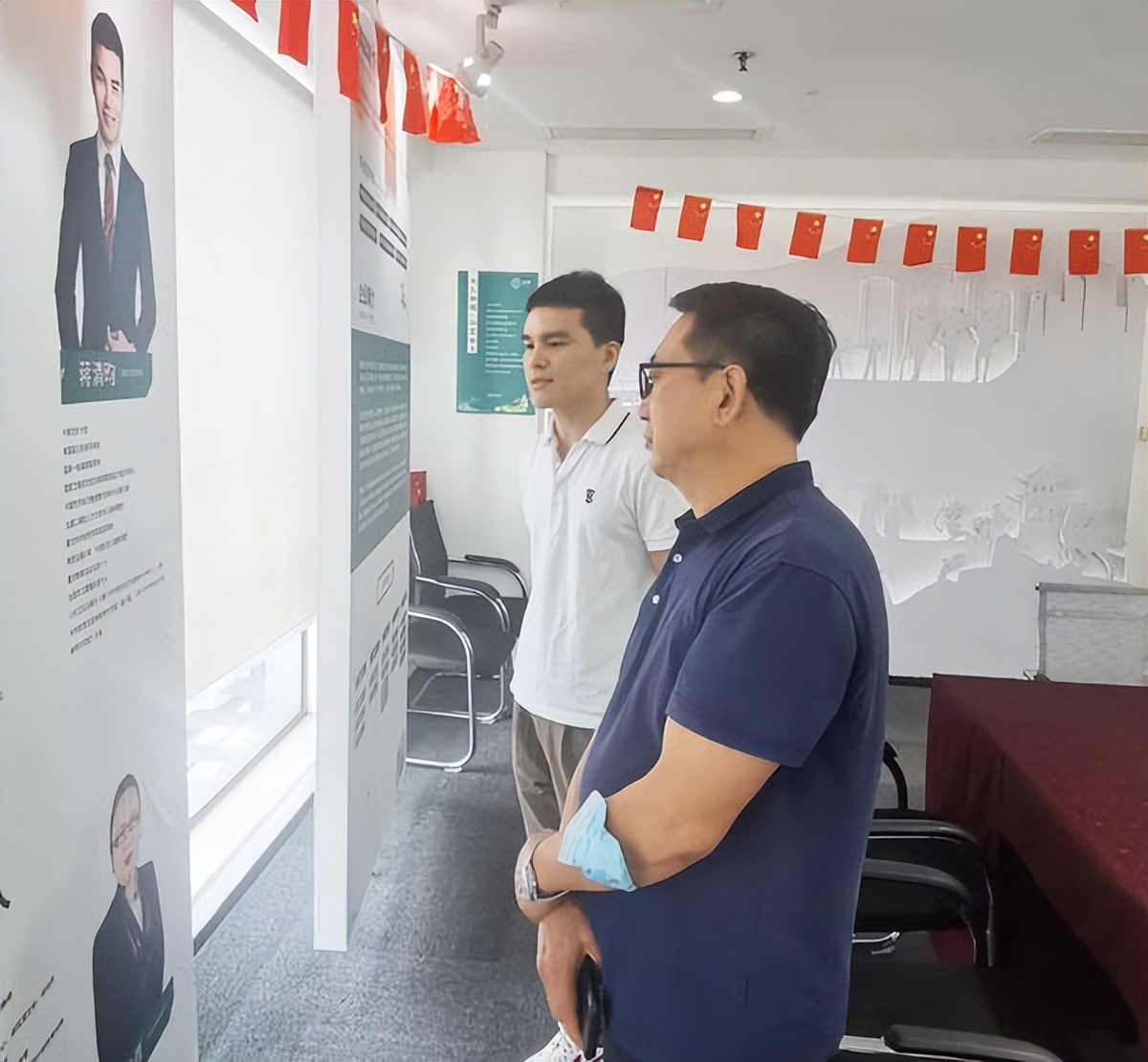 重庆大健康产业商会任红平秘书长莅临宫妙参观交流