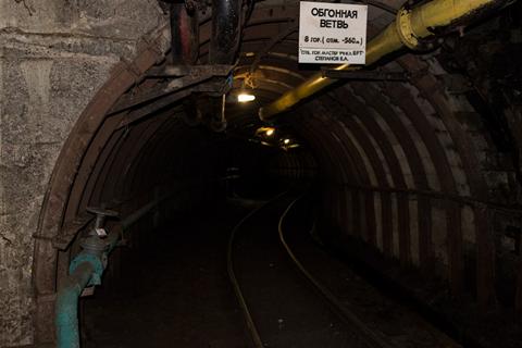 飞越俄罗斯上空,世界目前最大的钻石矿