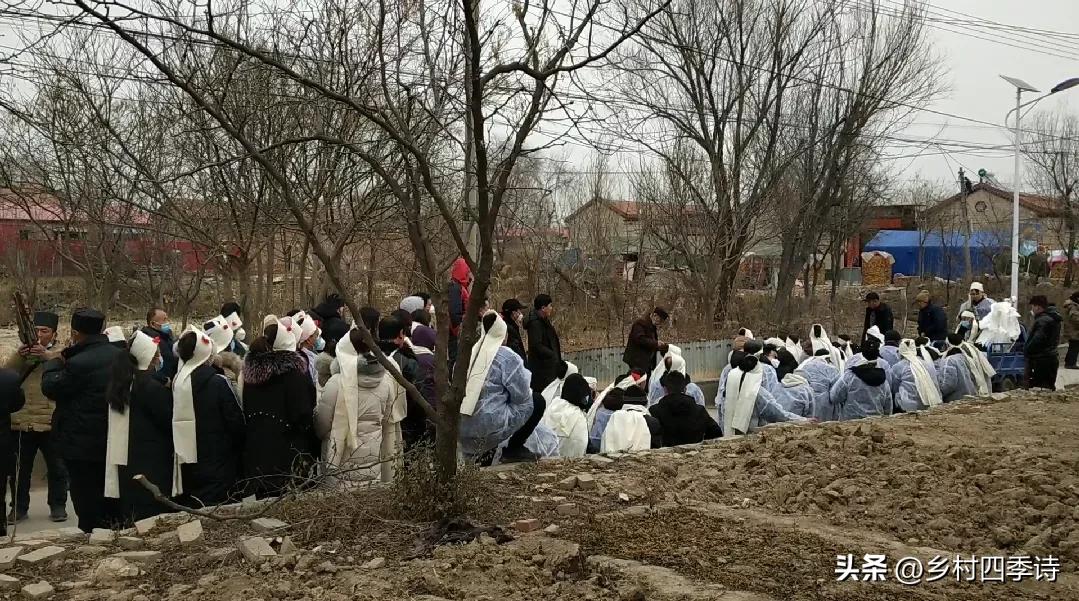 102岁老太太出殡,80岁老太太出殡