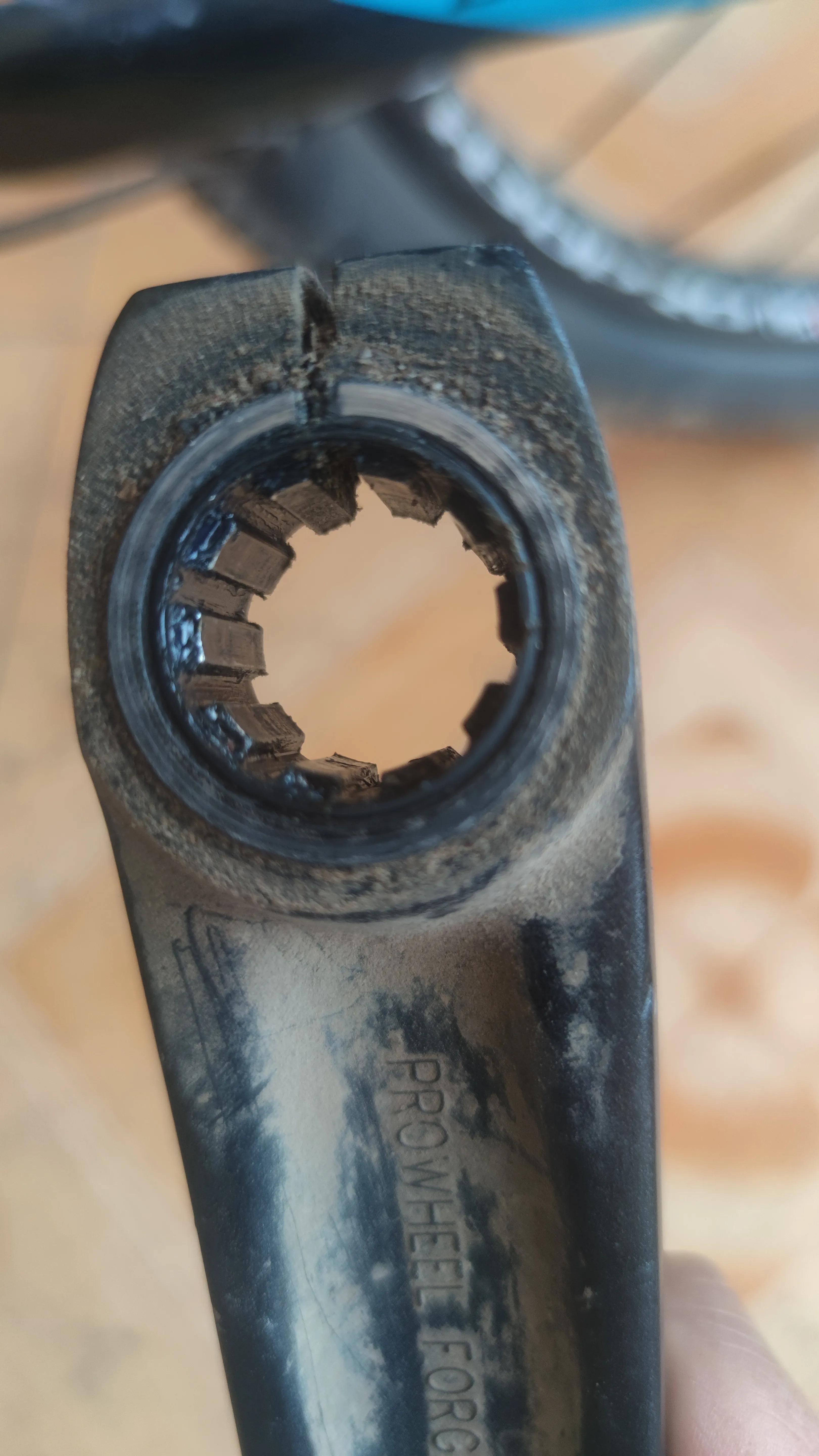 山地车中空中轴轴承,山地车中空中轴拆卸视频