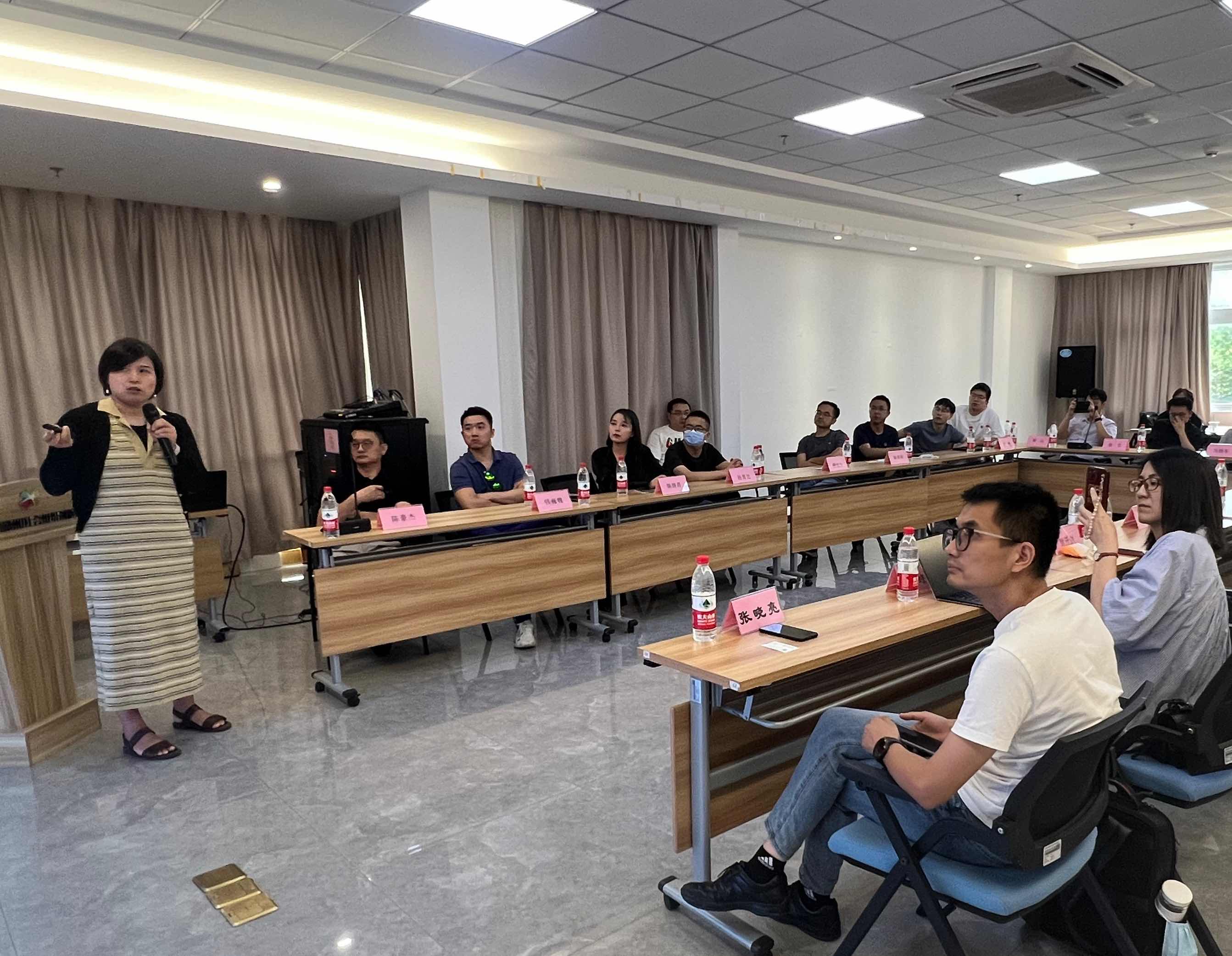 顶级大咖助力大卖*局破**中国（宁波）大家居跨境企业家趋势峰会举办