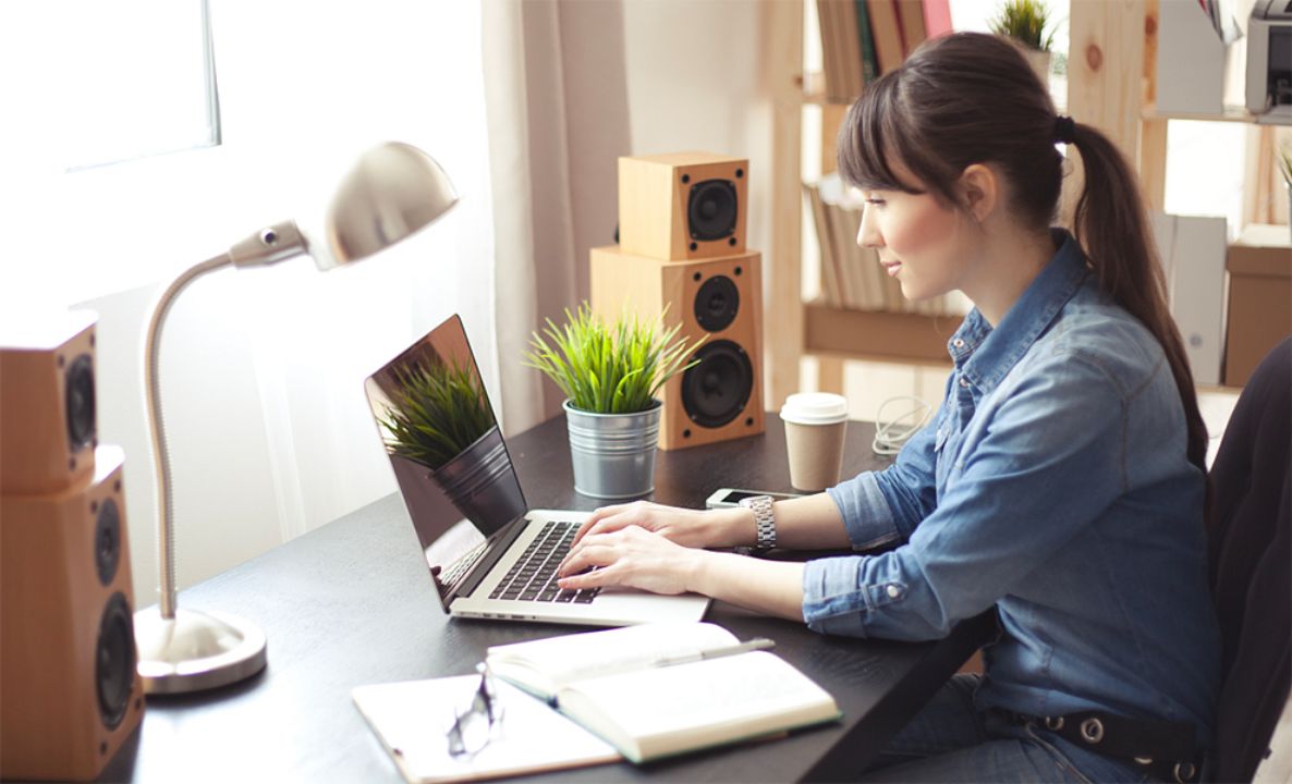 thinkvision27寸2k显示器怎么样,19.5寸thinkvision显示器开箱