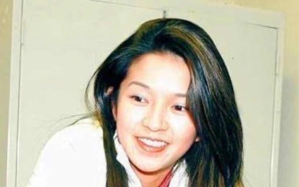 伏明霞和丈夫离婚风波,伏明霞丈夫罕见受访