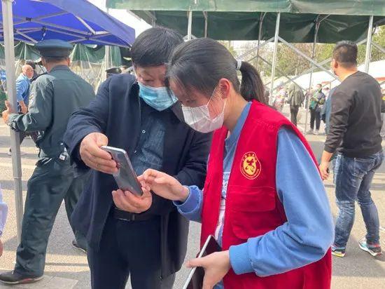 团圆抗疫战场,团聚青年同战疫