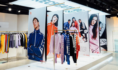 杩愬姩鍝佺墝鑰愬厠闃胯开,杩愬姩鍝佺墝鑰愬厠闃胯开杈炬柉