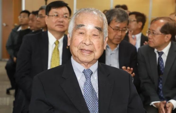 三人合伙，74年世代接班不分家，催生了台湾第三、第十二富豪